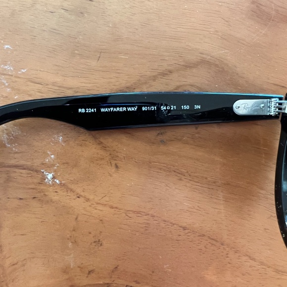 Ray-Ban Wayfarer Way Sunglasses - Picture 6 of 8